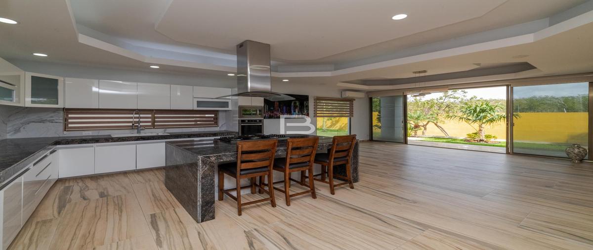 Foto de casa en venta en  , lagos del sol, benito juárez, quintana roo, 30954431 No. 04