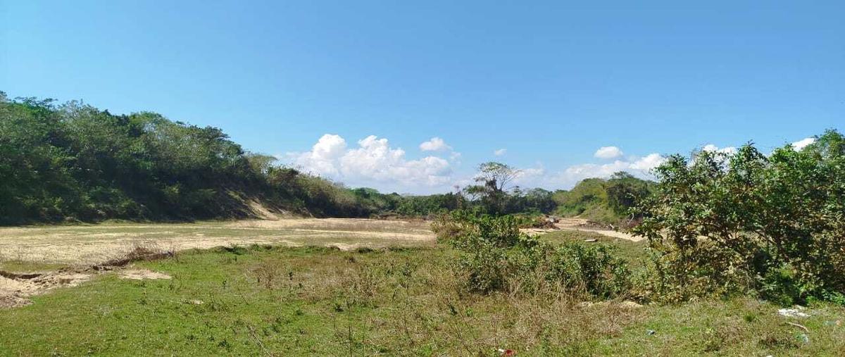 Foto de terreno habitacional en venta en  , las barrillas, coatzacoalcos, veracruz de ignacio de la llave, 0 No. 04