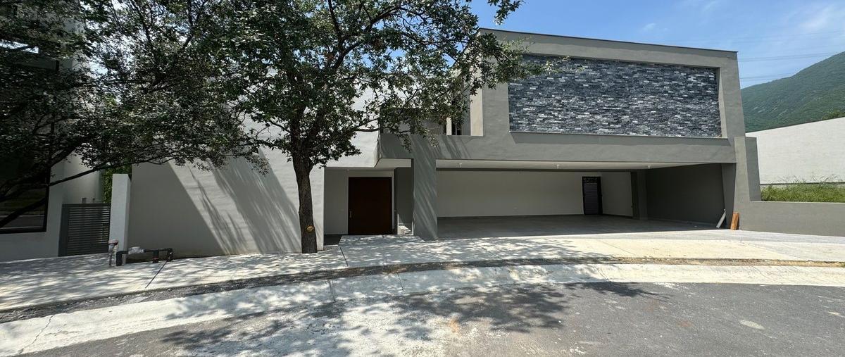 Foto de casa en las caleras , el uro, monterrey, nuevo león, 28554112 foto 02 Foto de casa en venta en las caleras , el uro, monterrey, nuevo león, 28554112 No. 02