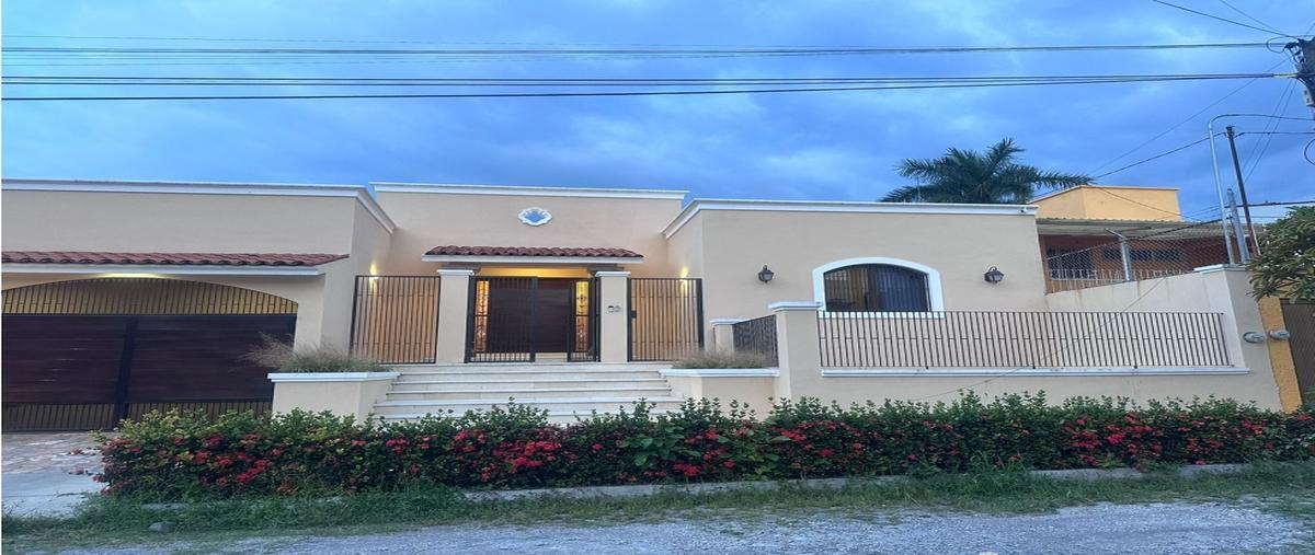 Casa en venta disponible en , Colonia Las Palmas, C.P. 28017