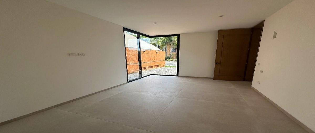 Foto de casa en venta en  , las quintas, cuernavaca, morelos, 30932702 No. 03