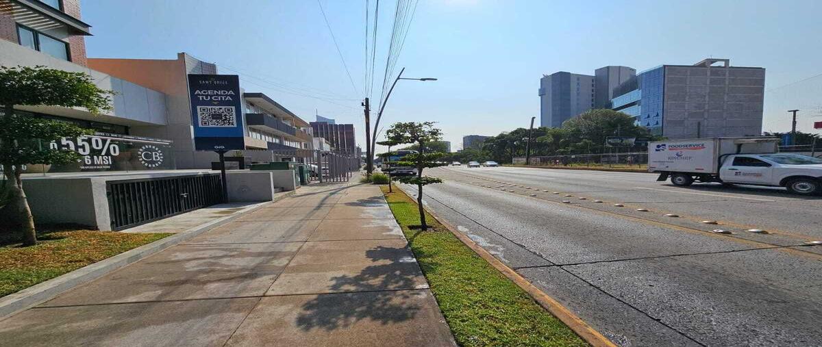 Foto de local en venta en lazaro cardenas , jardines de los arcos, guadalajara, jalisco, 29377662 No. 03