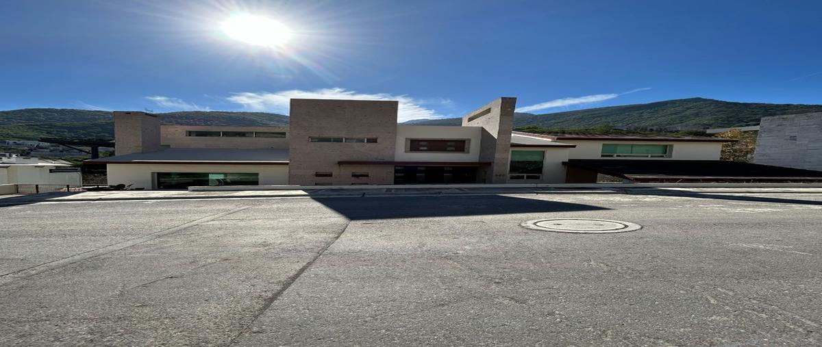 Foto de casa en leonardo , renacimiento 1, 2, 3, 4 sector, monterrey, nuevo león, 27514095 foto 02 Foto de casa en venta en leonardo , renacimiento 1, 2, 3, 4 sector, monterrey, nuevo león, 27514095 No. 02