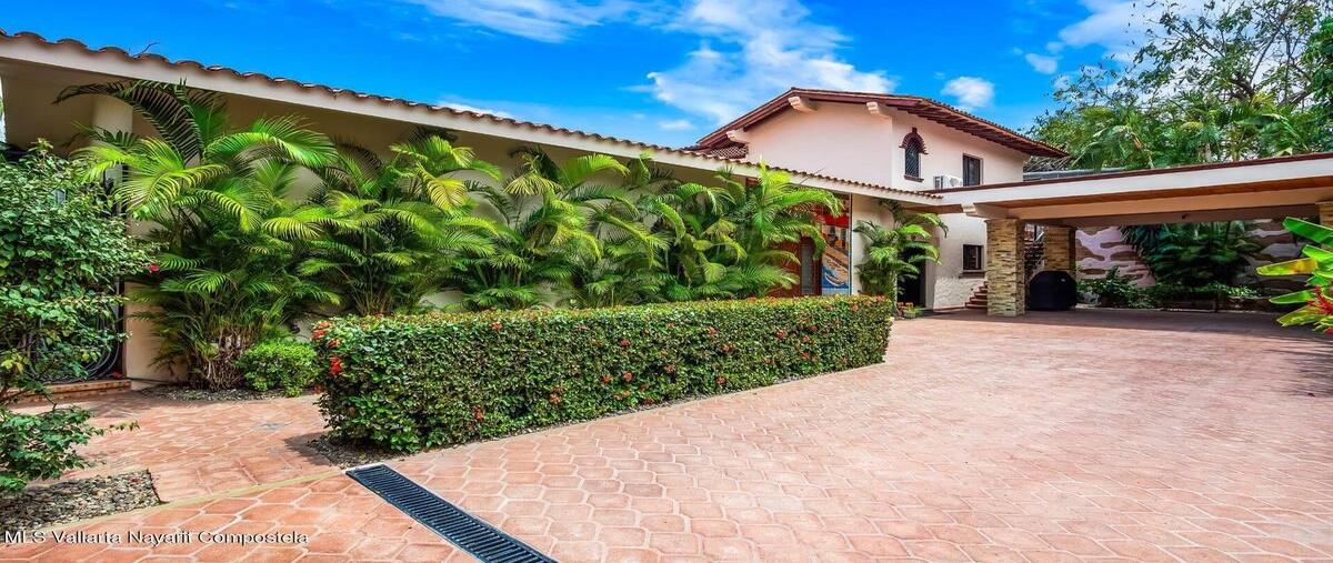 Foto de casa en venta en lisboa , versalles, puerto vallarta, jalisco, 28910375 No. 01