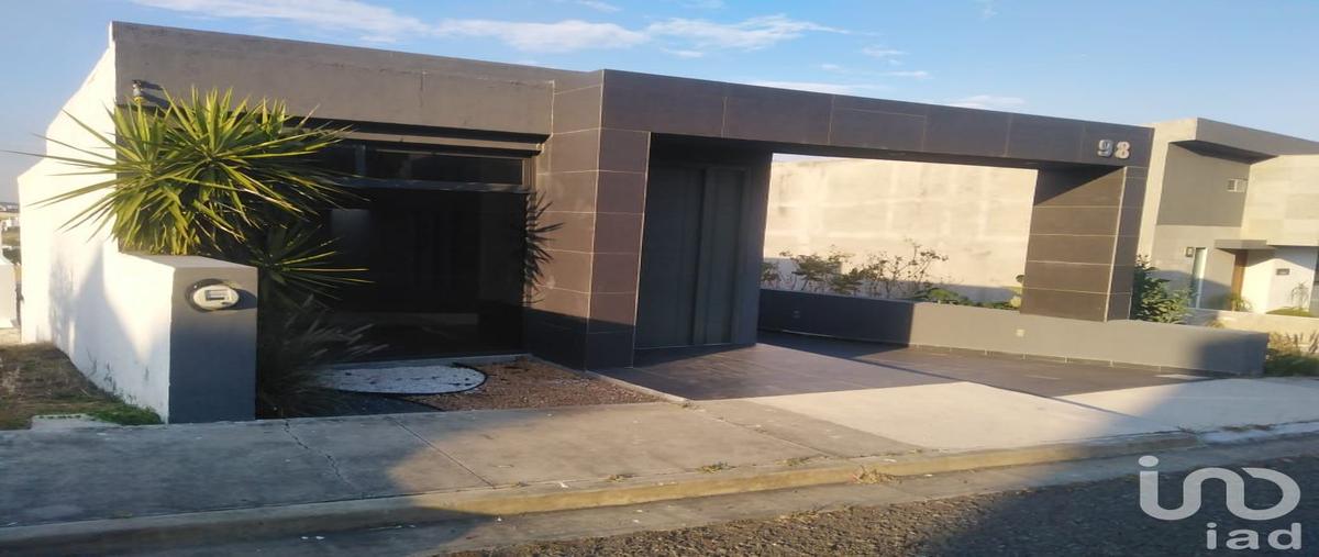 Foto de casa en venta en loma de las camelinas 182, lomas del bosque, morelia, michoacán de ocampo, 30340090 No. 01
