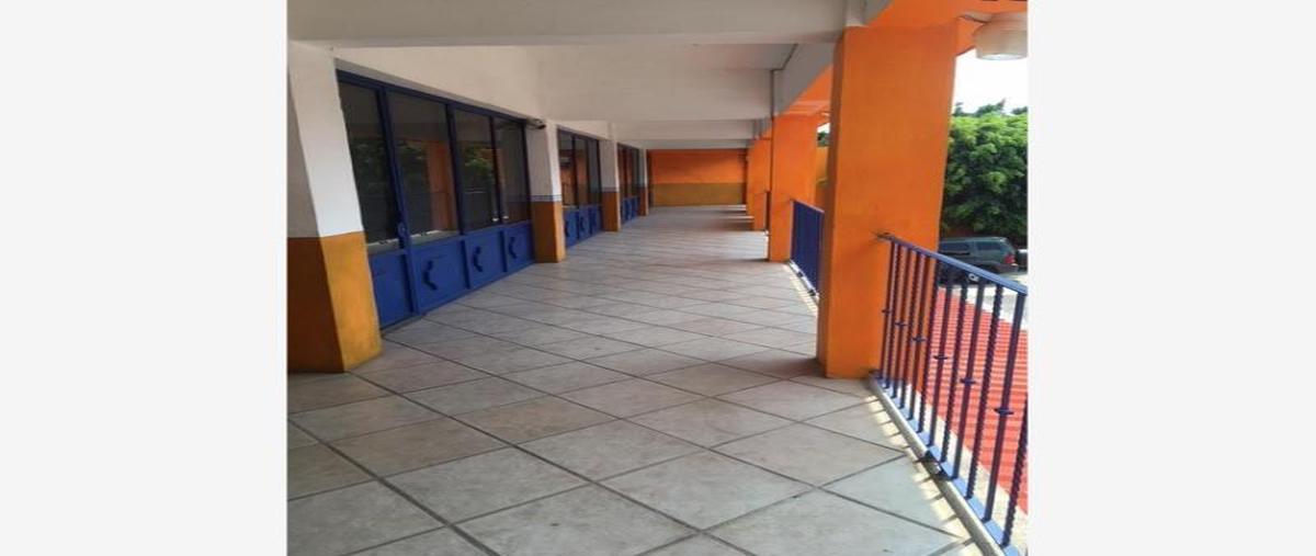 Foto de edificio en venta en  , lomas de ahuatlán, cuernavaca, morelos, 24341643 No. 03