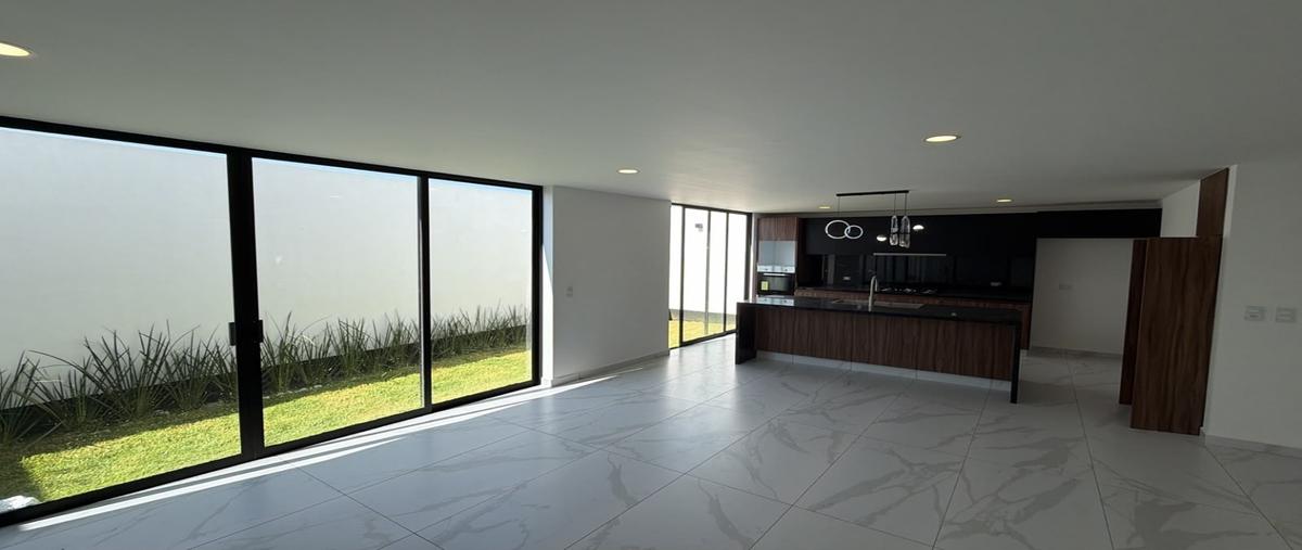 Foto de casa en venta en  , lomas de angelópolis ii, san andrés cholula, puebla, 31270008 No. 04