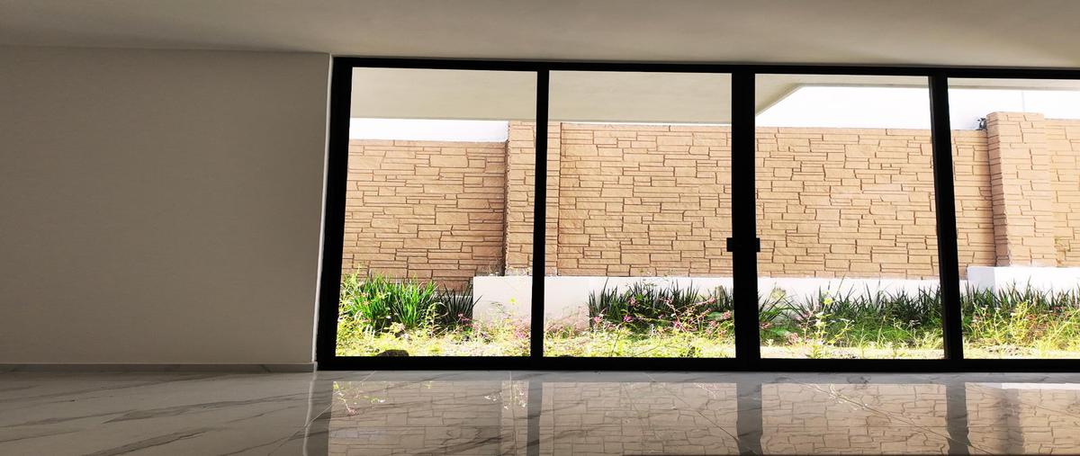 Foto de casa en venta en  , lomas de angelópolis, san andrés cholula, puebla, 30471781 No. 04
