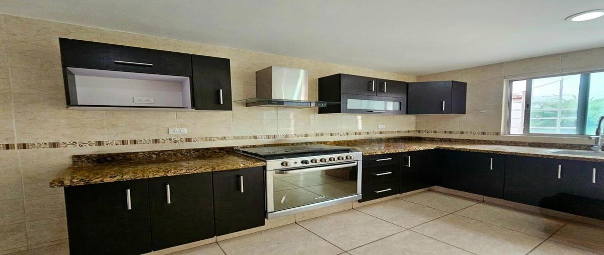 Foto de casa en venta en  , lomas de angelópolis, san andrés cholula, puebla, 30495216 No. 04