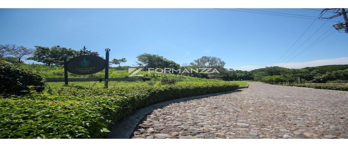 Foto de terreno habitacional en venta en  , lomas de comala, comala, colima, 0 No. 01