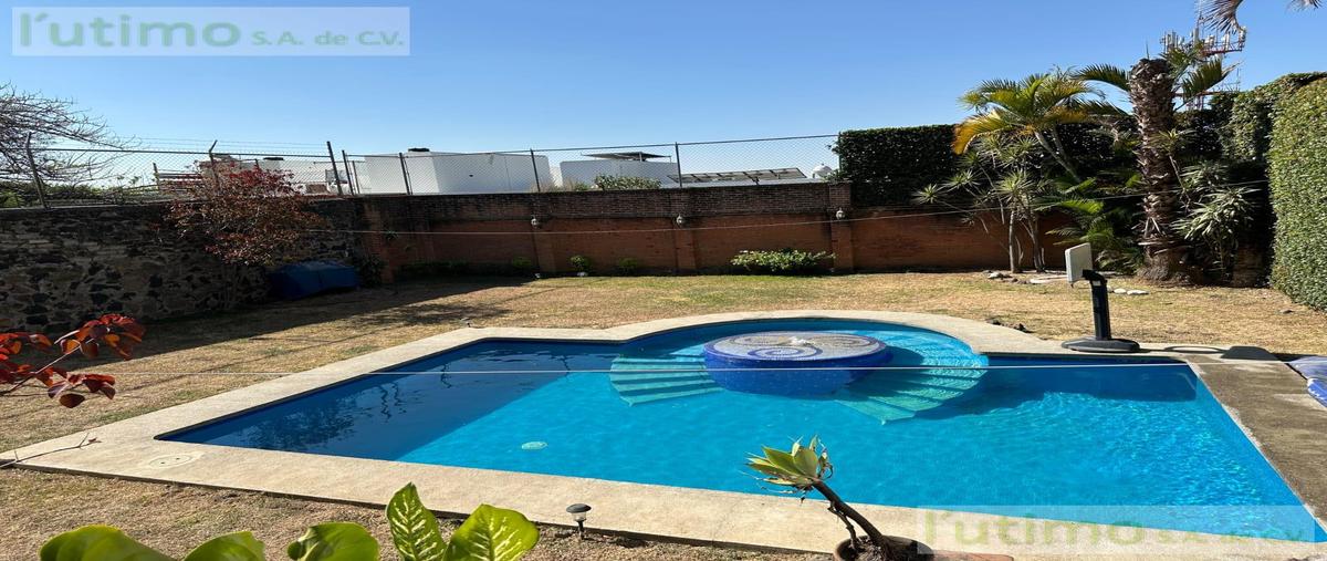 Foto de casa en venta en  , lomas de cortes, cuernavaca, morelos, 30337389 No. 01