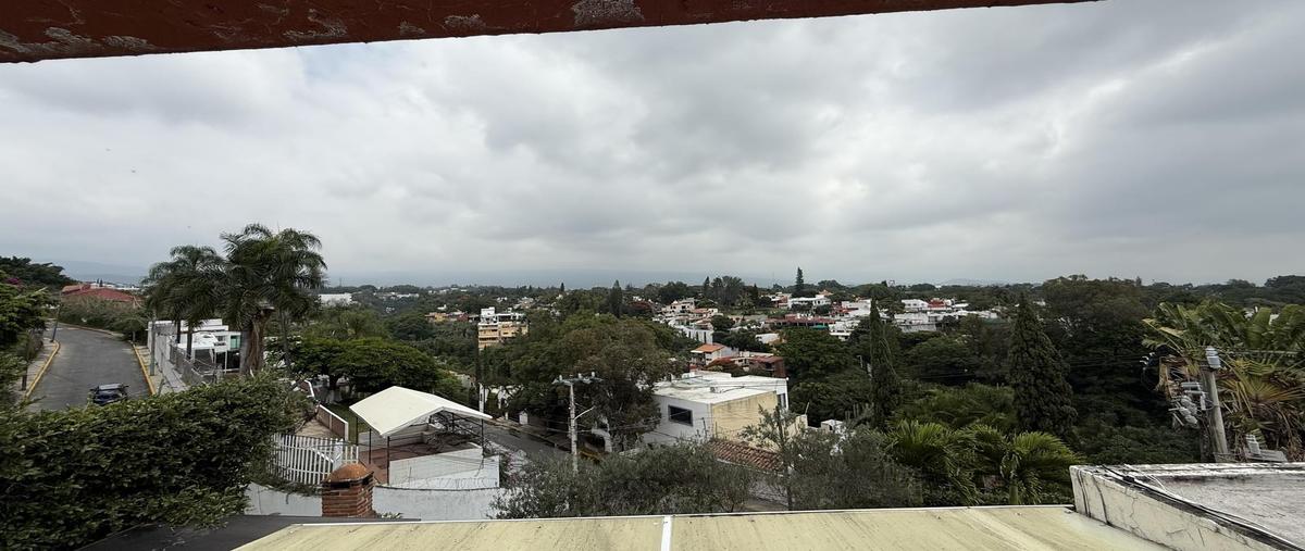 Foto de casa en venta en  , lomas de coyuca, cuernavaca, morelos, 30354324 No. 02