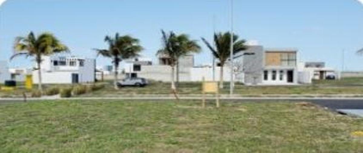 Foto de terreno habitacional en venta en  , lomas de la rioja, alvarado, veracruz de ignacio de la llave, 0 No. 03