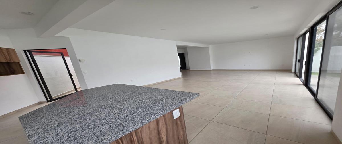 Foto de casa en venta en  , lomas de tetela, cuernavaca, morelos, 29813632 No. 03