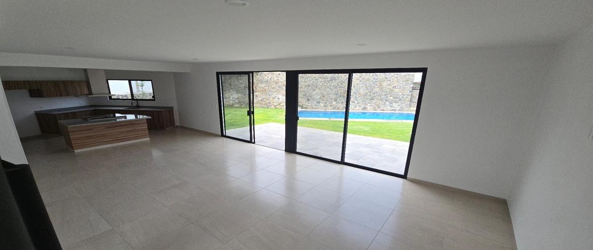 Foto de casa en venta en  , lomas de tetela, cuernavaca, morelos, 30031611 No. 03
