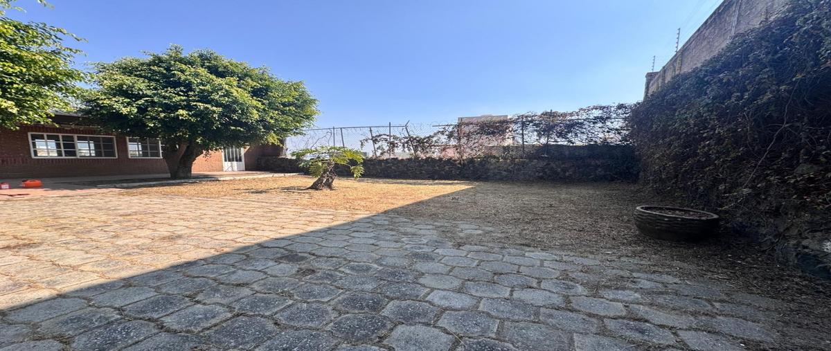 Foto de edificio en venta en  , lomas de zompantle, cuernavaca, morelos, 30746362 No. 03