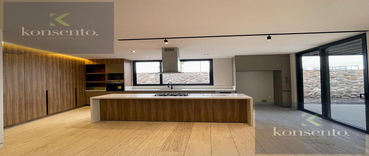 Foto de casa en venta en  , lomas del campanario ii, querétaro, querétaro, 30878547 No. 03