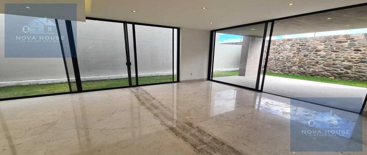Foto de casa en venta en  , lomas del campanario ii, querétaro, querétaro, 31130327 No. 03