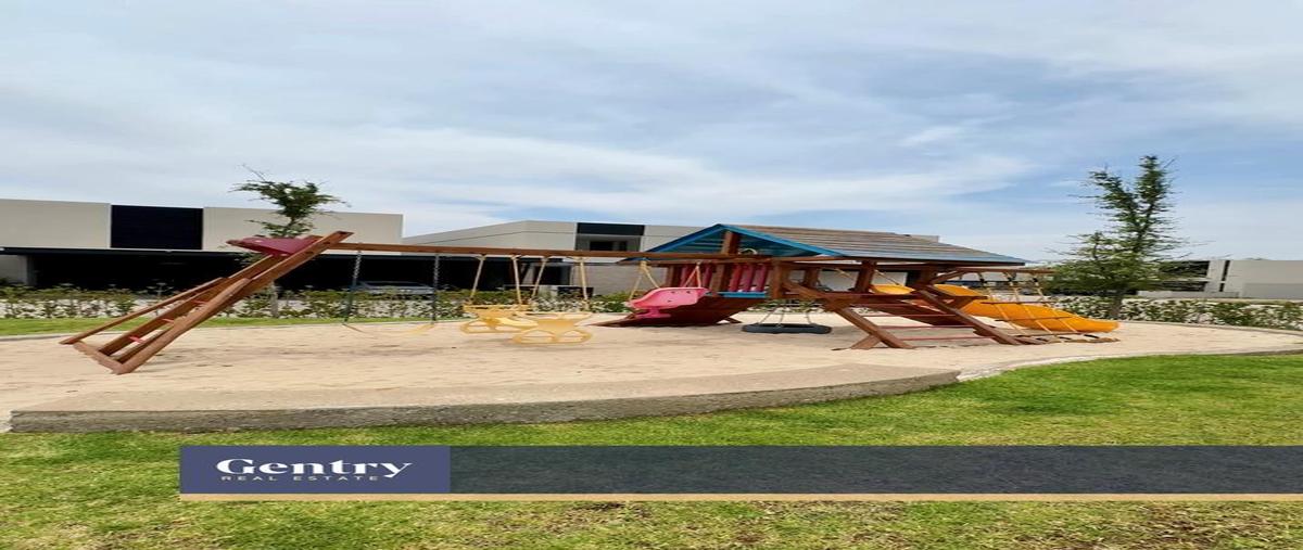 Foto de casa en venta en  , lomas del campanario ii, querétaro, querétaro, 31454882 No. 03