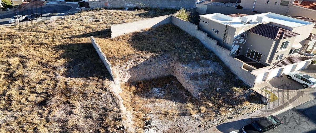 Foto de terreno habitacional en venta en  , lomas del valle i y ii, chihuahua, chihuahua, 30715059 No. 03