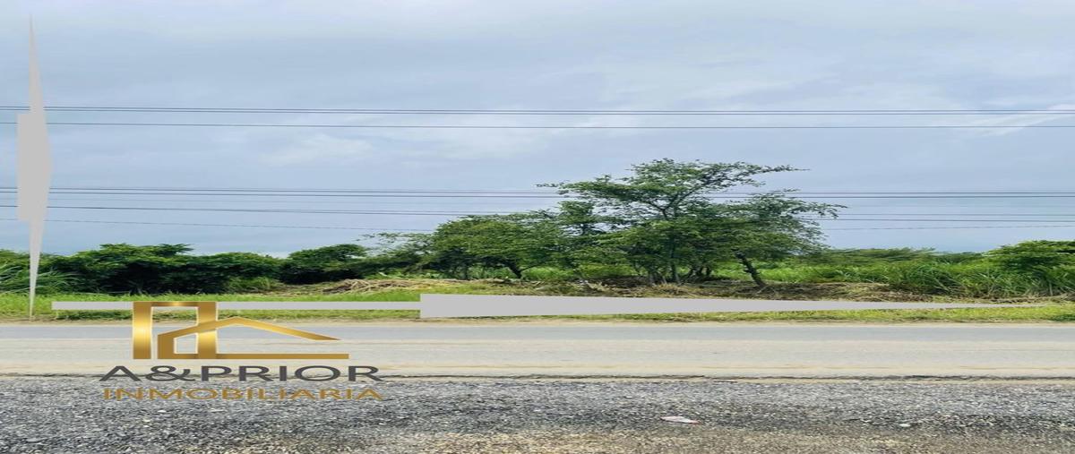 Foto de terreno habitacional en venta en  , los coquitos, nanchital de lázaro cárdenas del río, veracruz de ignacio de la llave, 0 No. 03