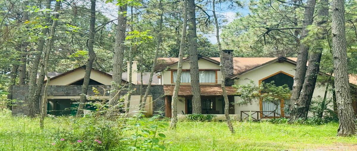 Foto de casa en venta en los pinos , tapalpa, tapalpa, jalisco, 30326116 No. 01