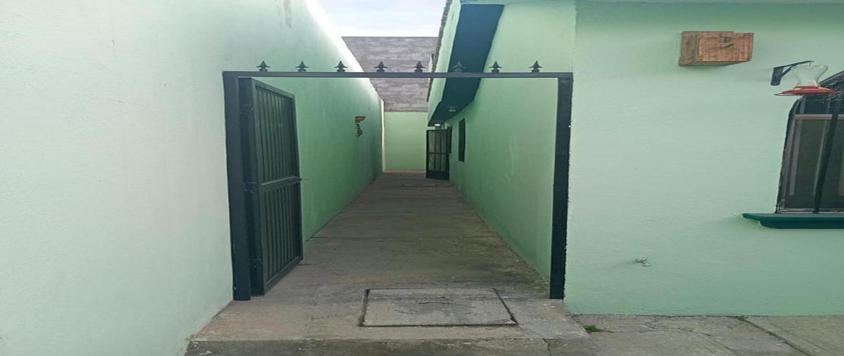 Foto de casa en venta en  , los tulipanes, saltillo, coahuila de zaragoza, 31261245 No. 03