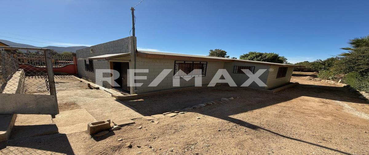 Foto de casa en venta en lote fraccionamiento b de la manzana s/m del fraccionamiento francisco zarco , francisco zarco (valle de guadalupe), ensenada, baja california, 0 No. 01