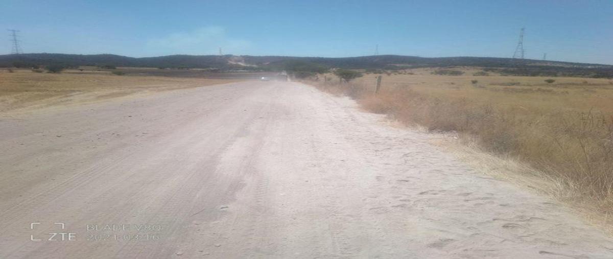 Foto de terreno habitacional en venta en  , macario j gómez, san francisco de los romo, aguascalientes, 0 No. 03