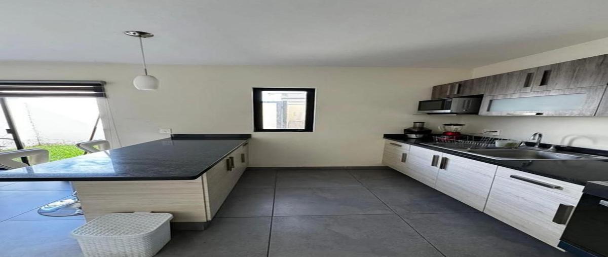 Foto de casa en venta en  , madeiras, zapopan, jalisco, 0 No. 03
