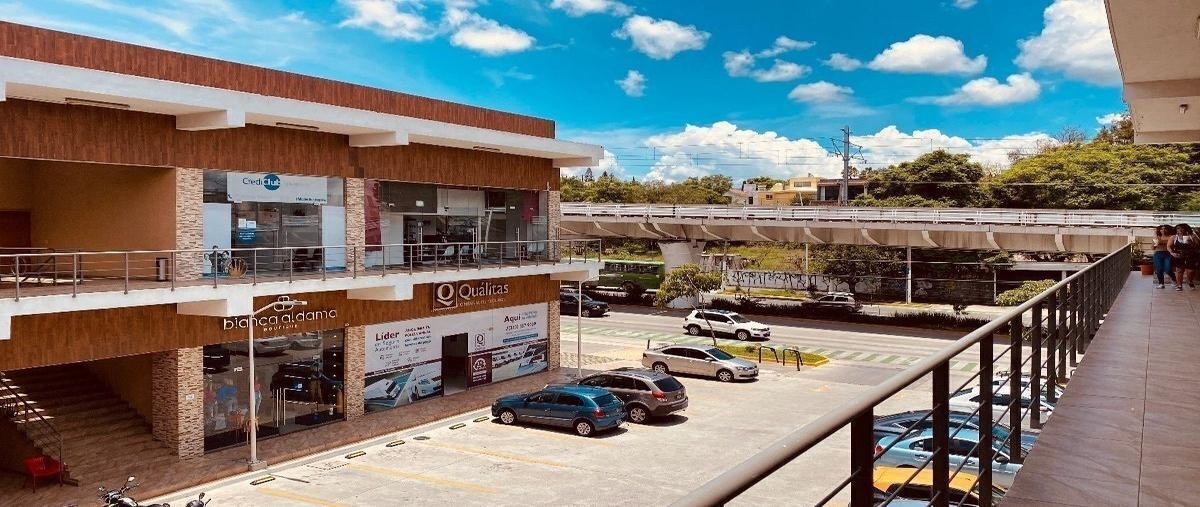 Foto de local en venta en manuel avila camacho , jacarandas, zapopan, jalisco, 29055199 No. 01