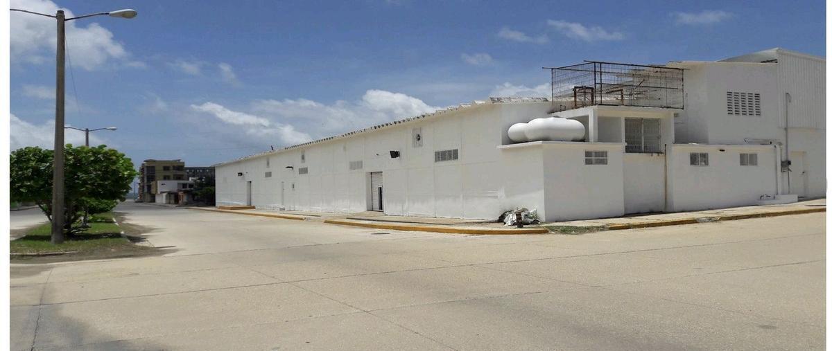 Foto de bodega en venta en  , maria de la piedad, coatzacoalcos, veracruz de ignacio de la llave, 25989152 No. 03