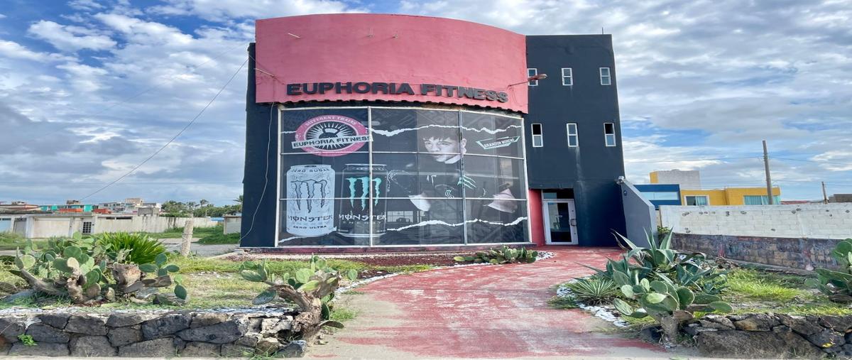 Foto de edificio en venta en  , maria de la piedad, coatzacoalcos, veracruz de ignacio de la llave, 27030263 No. 01