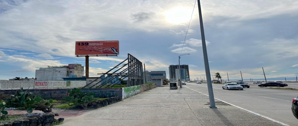 Foto de edificio en venta en  , maria de la piedad, coatzacoalcos, veracruz de ignacio de la llave, 27030263 No. 02