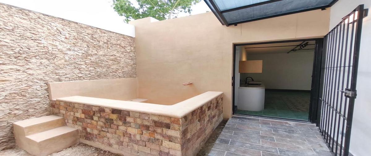 Foto de casa en venta en  , merida centro, mérida, yucatán, 27533872 No. 03