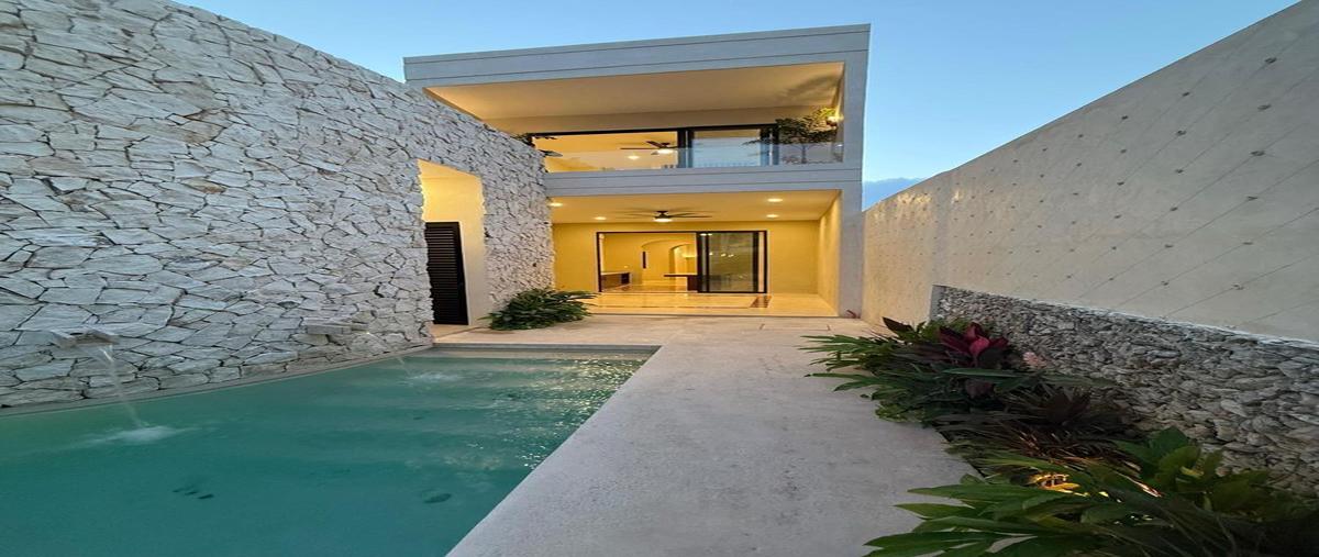 Foto de casa en venta en  , merida centro, mérida, yucatán, 30126827 No. 01