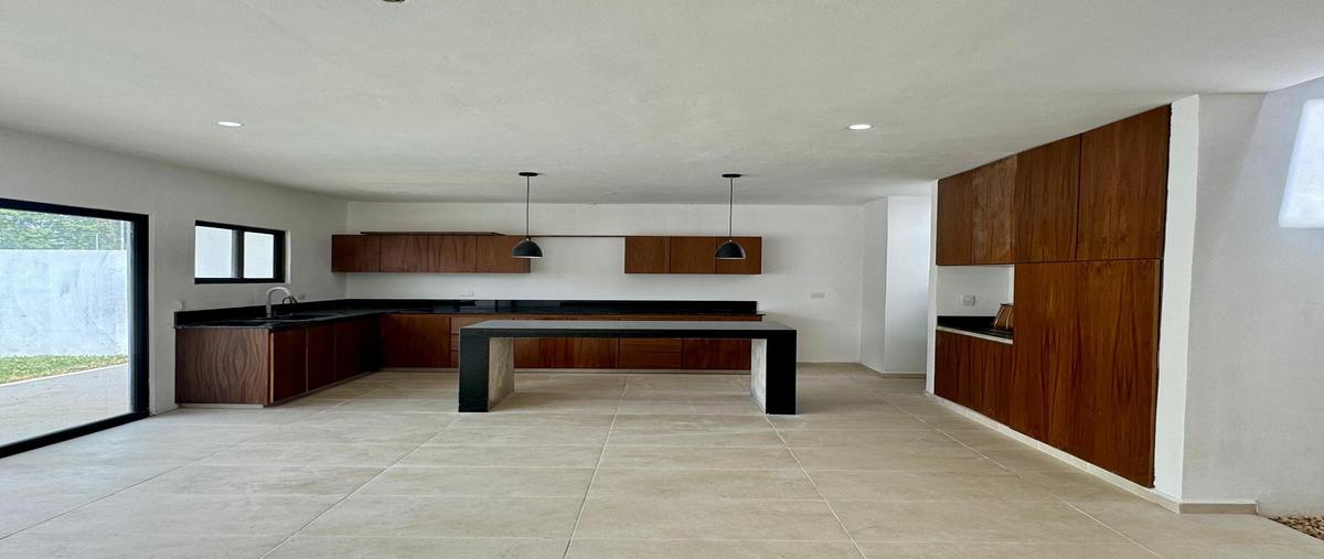 Foto de casa en , mérida, mérida, yucatán, 28782432 foto 02 Foto de casa en venta en , mérida, mérida, yucatán, 28782432 No. 02