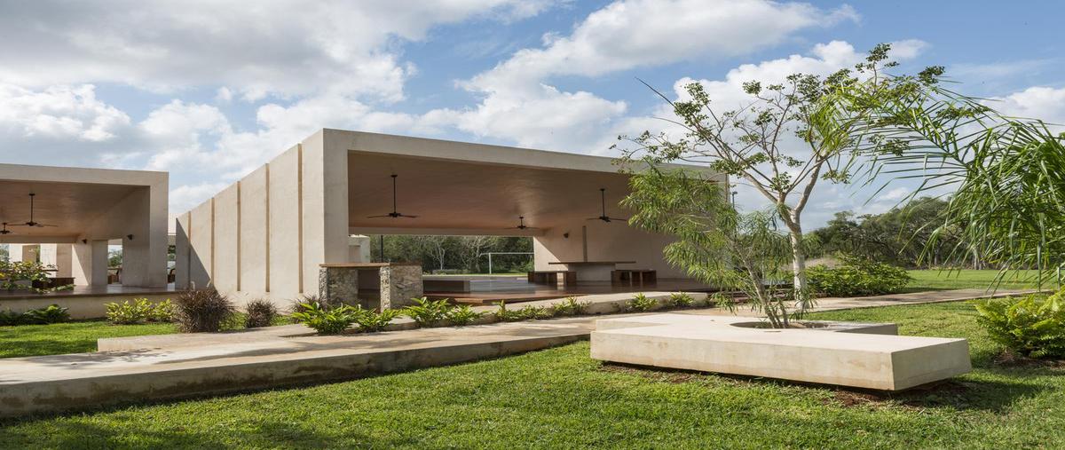 Foto de terreno habitacional en venta en  , mérida, mérida, yucatán, 7125370 No. 02