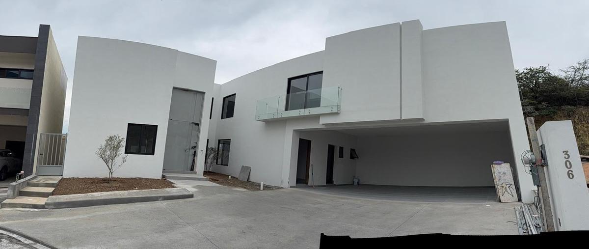 Foto de casa en , montealbán residencial, monterrey, nuevo león, 29067667 foto 01 Foto de casa en venta en , montealbán residencial, monterrey, nuevo león, 29067667 No. 01