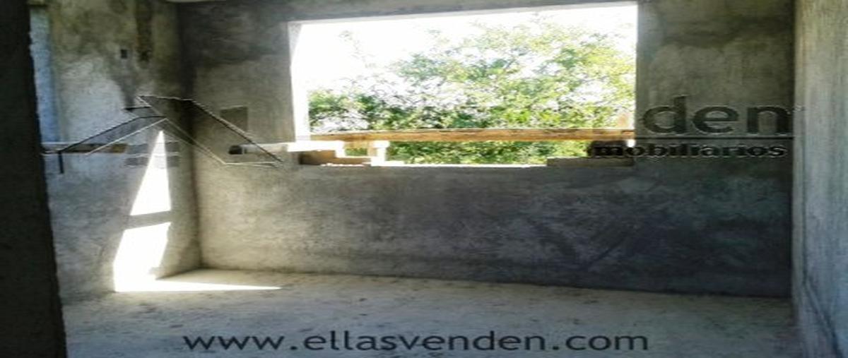 Foto de casa en nogal 400, ejido juárez, juárez, nuevo león, 28010171 foto 02 Foto de casa en venta en nogal 400, ejido juárez, juárez, nuevo león, 28010171 No. 02