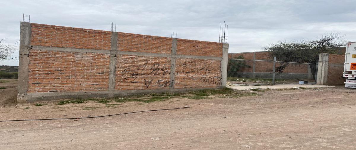 Foto de terreno habitacional en venta en  , norias del paso hondo, aguascalientes, aguascalientes, 0 No. 03