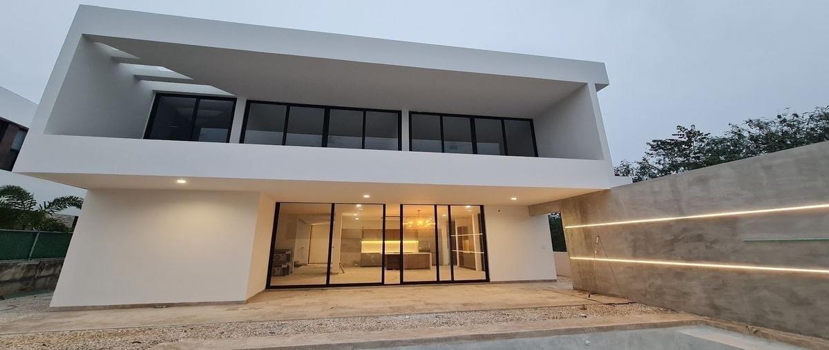 Foto de casa en oasis , yucatán country club, mérida, yucatán, 27332634 foto 01 Foto de casa en venta en oasis , yucatán country club, mérida, yucatán, 27332634 No. 01
