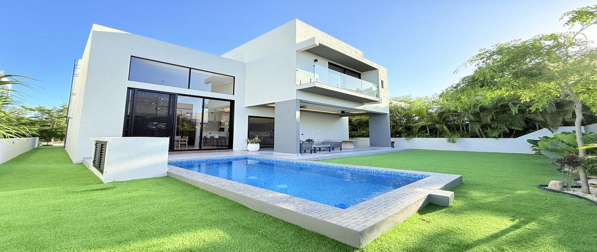 Foto de casa en oasis , yucatán country club, mérida, yucatán, 0 foto 01 Foto de casa en venta en oasis , yucatán country club, mérida, yucatán, 0 No. 01