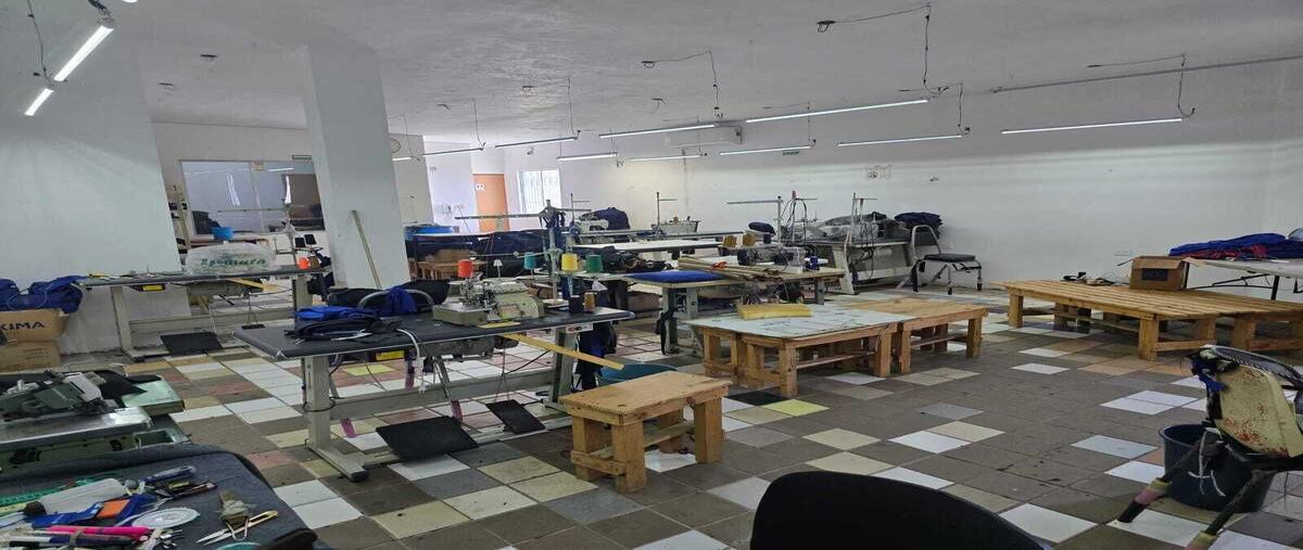 Foto de local en pánfilo natera , división del norte, guadalupe, nuevo león, 29884705 foto 03 Foto de local en venta en pánfilo natera , división del norte, guadalupe, nuevo león, 29884705 No. 03