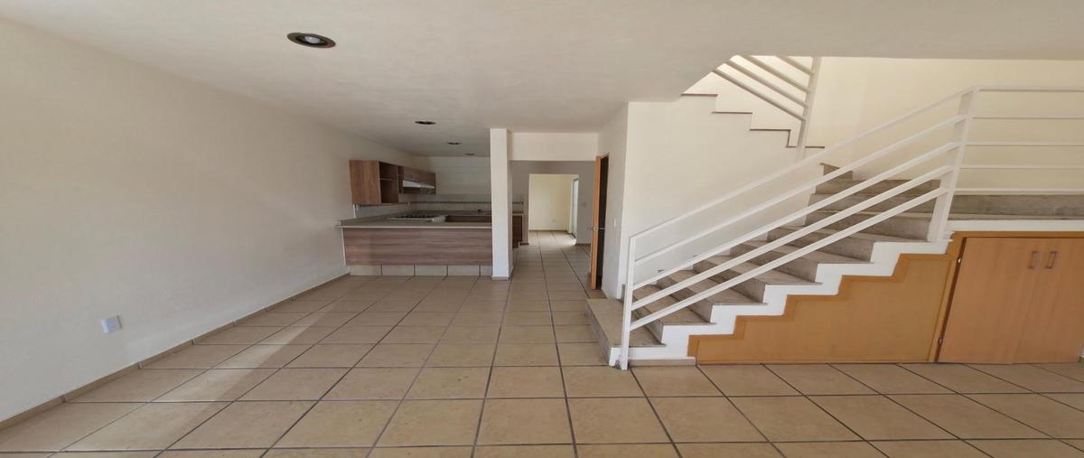 Foto de casa en venta en  , parques del bosque, san pedro tlaquepaque, jalisco, 31522625 No. 03