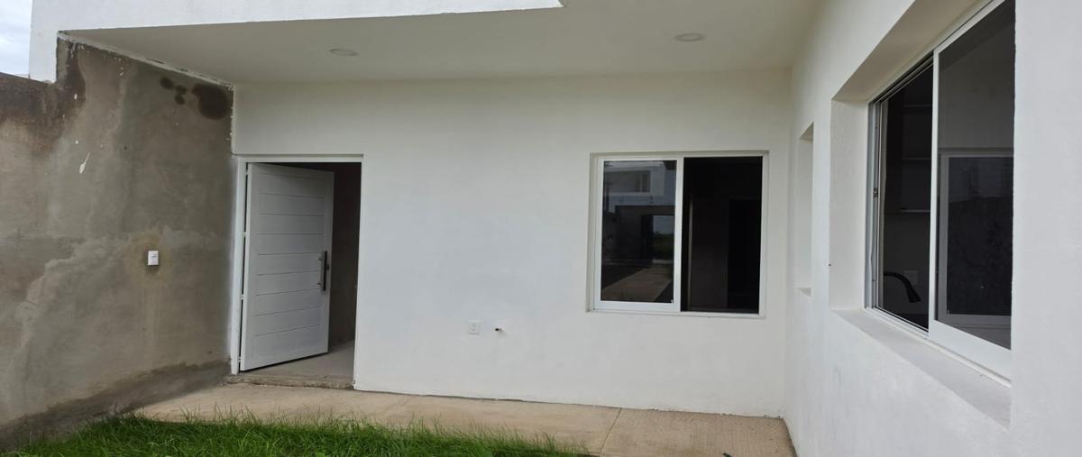 Foto de casa en venta en  , paseo de la cantera, colima, colima, 31773579 No. 03