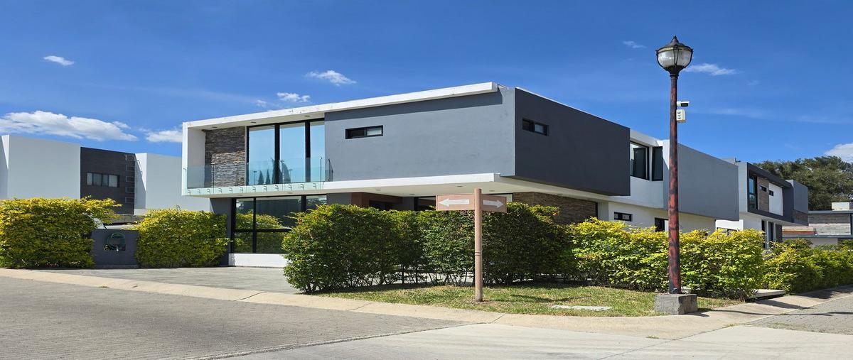 Foto de casa en paseo la ciudadela , el alcázar (casa fuerte), tlajomulco de zúñiga, jalisco, 0 foto 02 Foto de casa en venta en paseo la ciudadela , el alcázar (casa fuerte), tlajomulco de zúñiga, jalisco, 0 No. 02