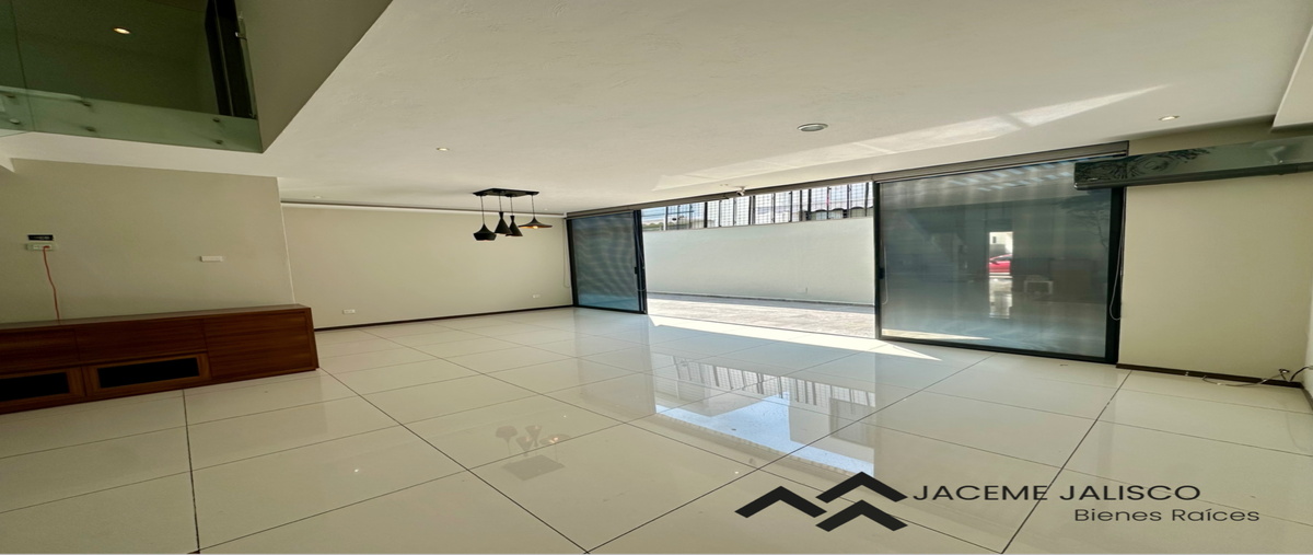 Foto de casa en venta en paseo la toscana , valle real, zapopan, jalisco, 30336474 No. 02
