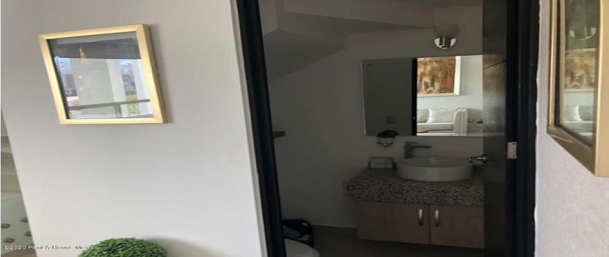 Foto de casa en venta en  , paseo san junípero, querétaro, querétaro, 0 No. 04