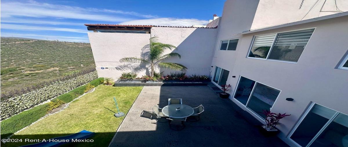 Foto de casa en venta en  , paseo san junípero, querétaro, querétaro, 0 No. 03